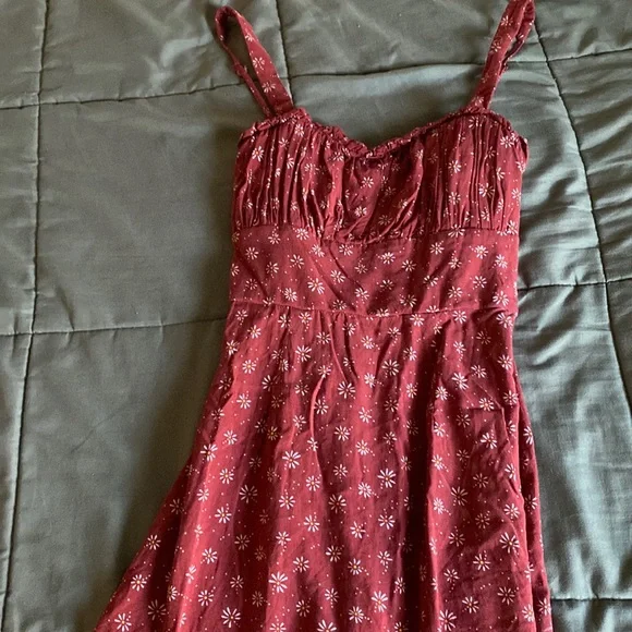 fitted lace wedding dress Raining Daisies Scarlet Dress XL main image 1